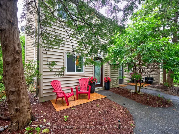 5 Dawson Dr #305, Collingwood, ON L9Y 5B4