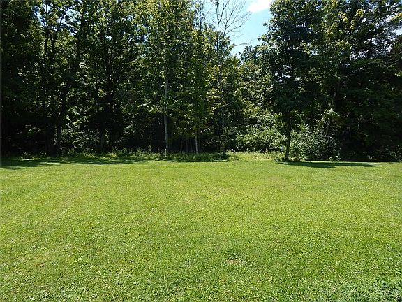5th image of 5701 Lake Rd