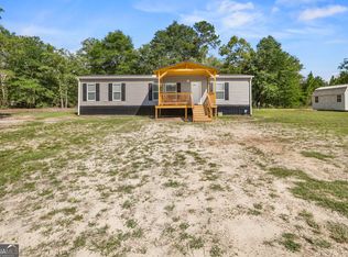 181 Dewey Rush Landing Rd, Glennville, GA 30427