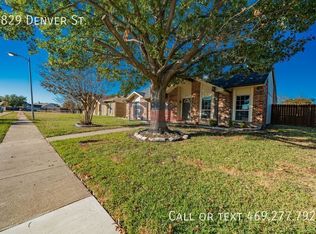 8829 Denver St, Rowlett, TX 75088