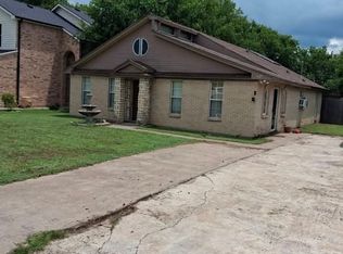 1506 Avenue F, Grand Prairie, TX 75051