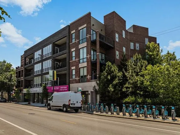 3530 N Lincoln Ave #205, Chicago, IL 60657