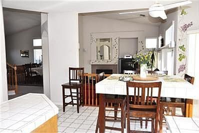 5th image of 1085 Caragh St