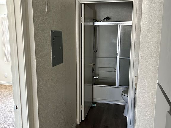 4th image of 6810 Foothill Blvd APT 215