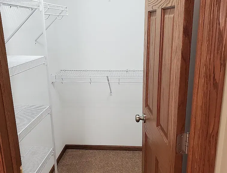 536 Meadow Oak Cir — Photo 11