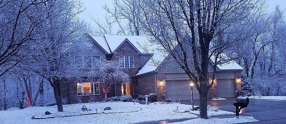 1st image of 15083 Windsor Ln