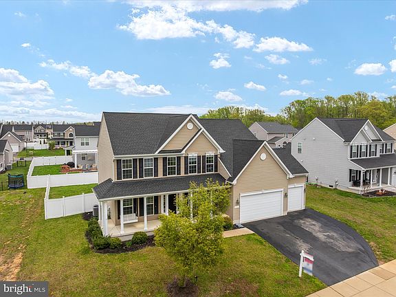 5th image of 113 Fair Brook Way