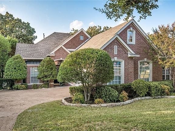 3rd image of 3013 Greenhill Dr
