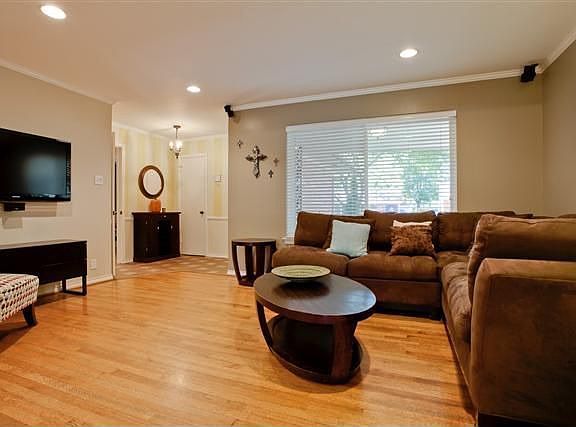 4th image of 9304 Liptonshire Dr