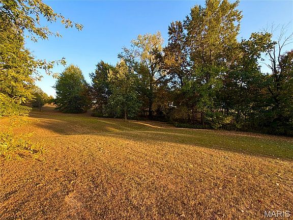3rd image of 0 Shady Oak Pl