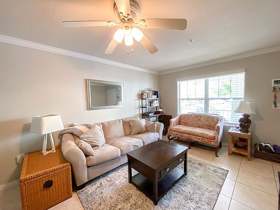4th image of 4687 SW 48th Dr APT 124