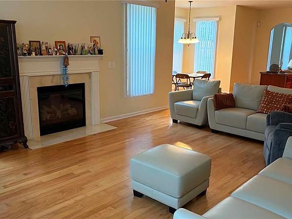 2nd image of 1721 Timber Cove Ct