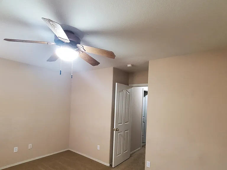 2452 S Nielson St — Photo 17