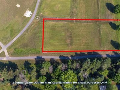 705 S WAYFARE TRAIL, Oconomowoc, WI, 53066