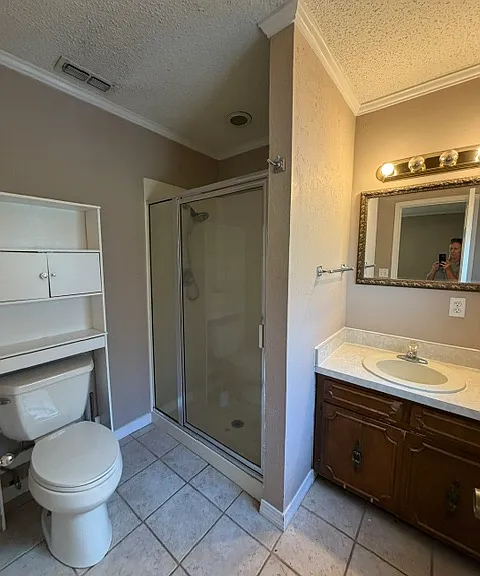 202 Adams Dr — Photo 13