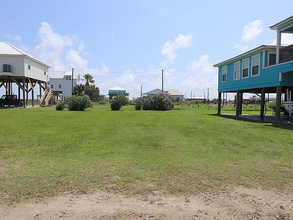 3rd image of 20 Oliver Ln