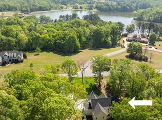 30 Park Meadow Ln, Youngsville, NC 27596