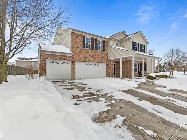 13424 Badger Grove Dr, Camby, IN 46113