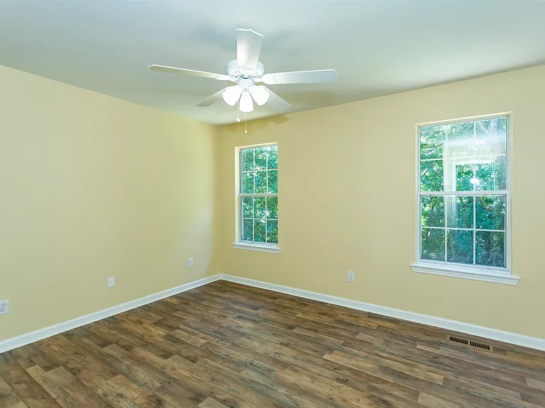 713 Jason Cir — Photo 32