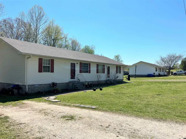 113-115 Oakfield Dr #129, Martin, TN 38237