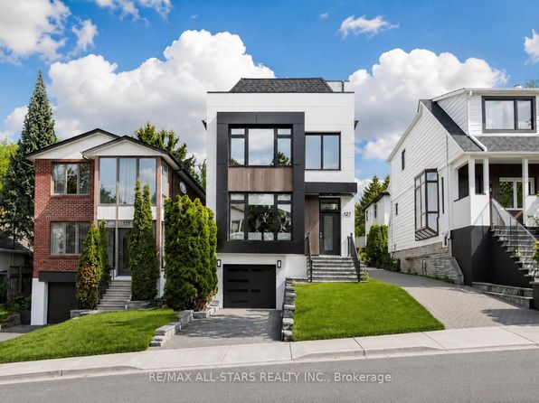 127 Banff Rd, Toronto, ON M4P 2P6