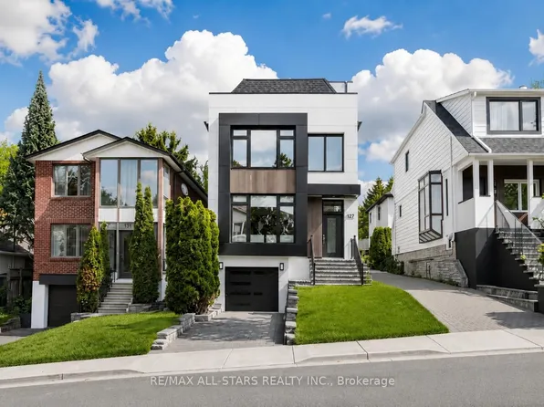 127 Banff Rd, Toronto, ON M4P 2P6