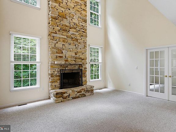 3rd image of 640 Sean Dr