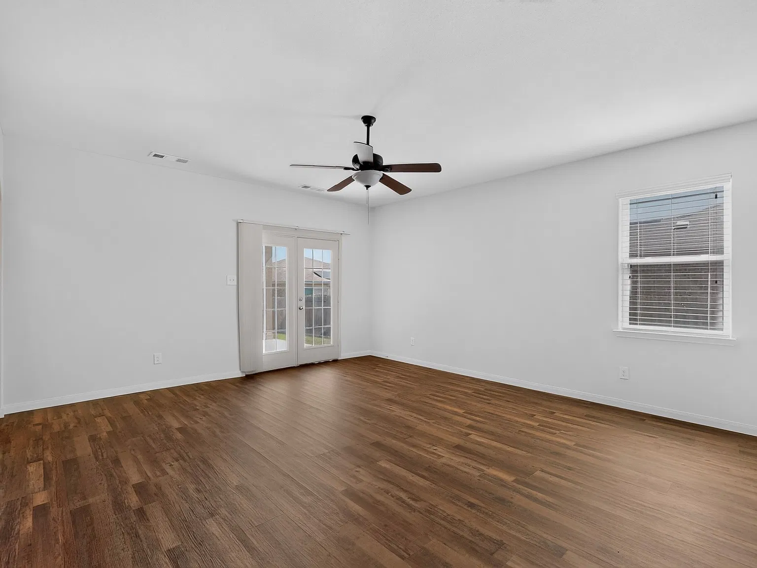 3 bed, 1619 sqft, $1,850 — Photo 4