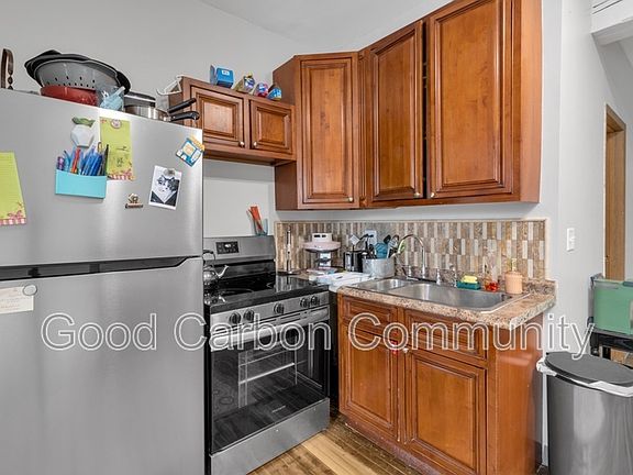 4th image of 30 Water St #205