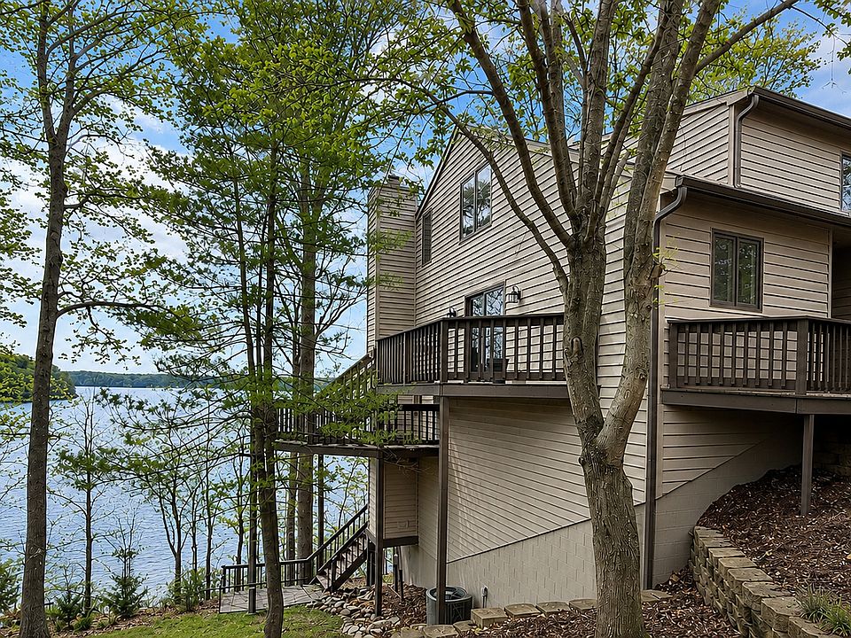 1st image of 2072 E Waters Edge Dr #15