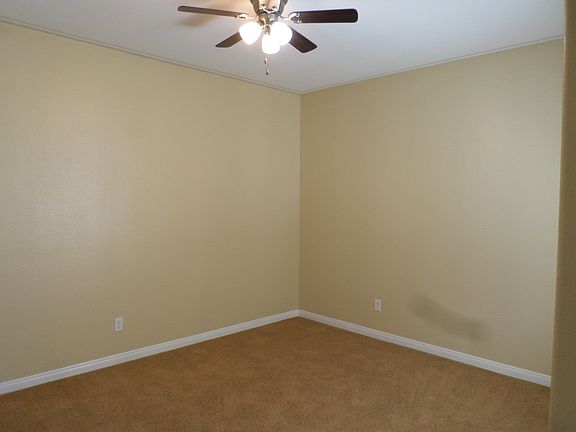 5th image of 28687 Acanthus Ct