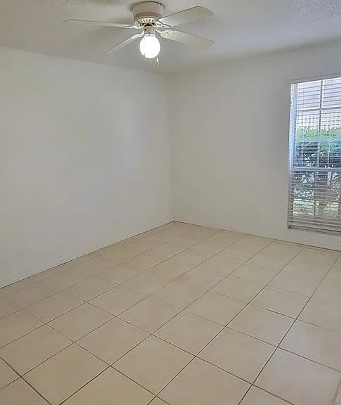 415 Wymore Rd #102 — Photo 5