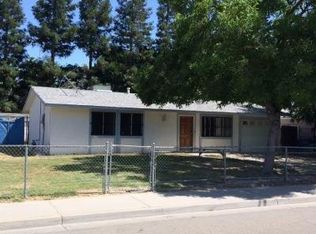 14512 D St, Kerman, CA 93630