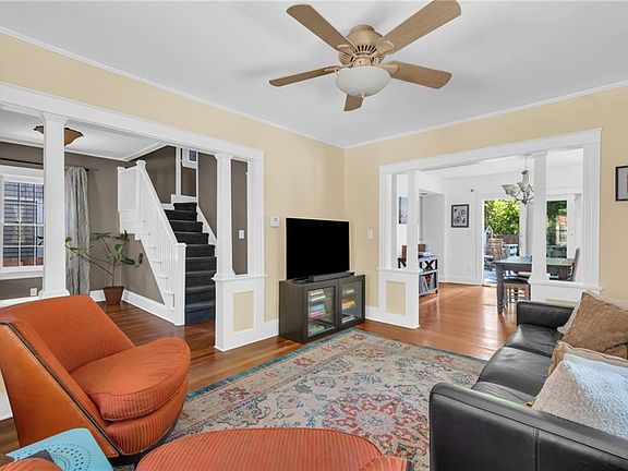 5th image of 212 Lowden St