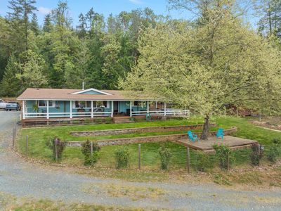 350 Reagor Ln, Cave Junction, OR, 97523