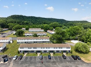 Stratton, Louisville, KY 40229