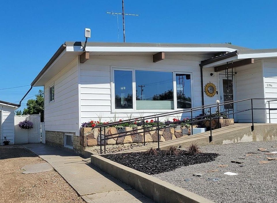 1st image of 5304 49th St