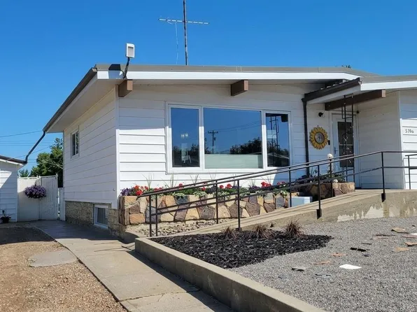 5304 49th St, Two Hills, AB T0B 4K0