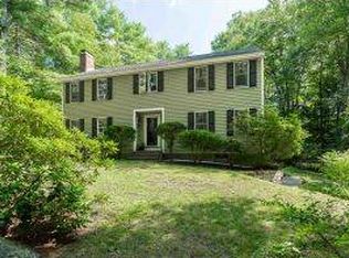 10 Greenleaf Dr, Exeter, NH 03833