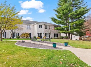 3128 Huntington Woods Dr APT H, Springfield, IL 62704