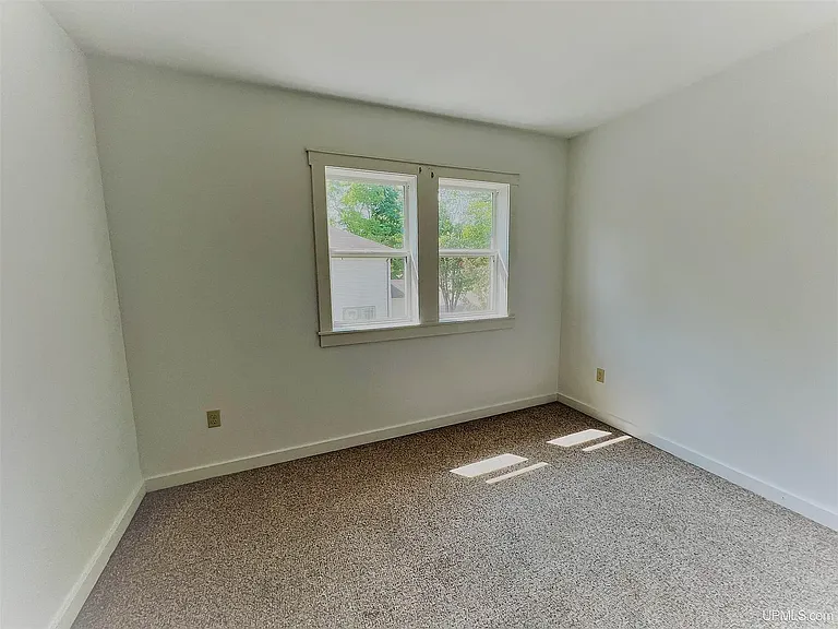 412 Dickinson Blvd #1 — Photo 4