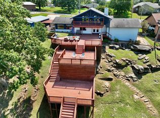 510 Sequoyah Dr, Eufaula, OK 74432