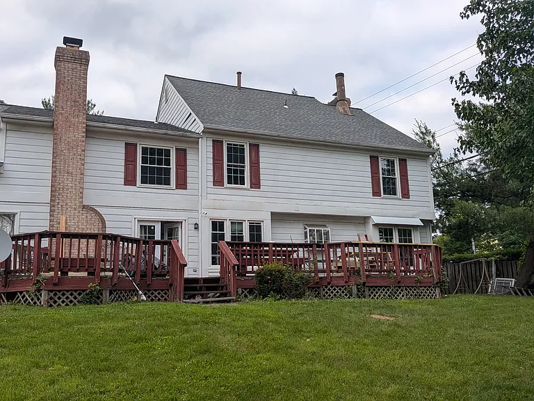9601 Woodedge Dr — Photo 11