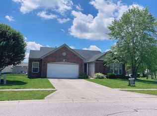 1225 Southlake Ave E, Greenwood, IN 46143