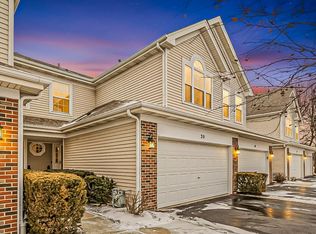 20 Peach Tree Ct, Algonquin, IL 60102