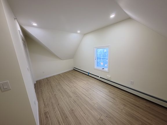 4th image of 11 Adams St Floor 3