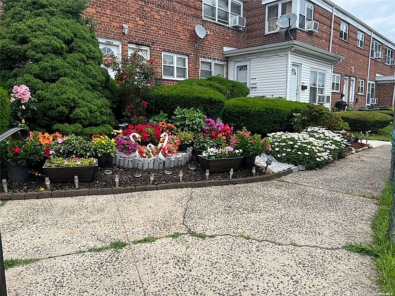2nd image of 214-27 Hillside Ave #27B