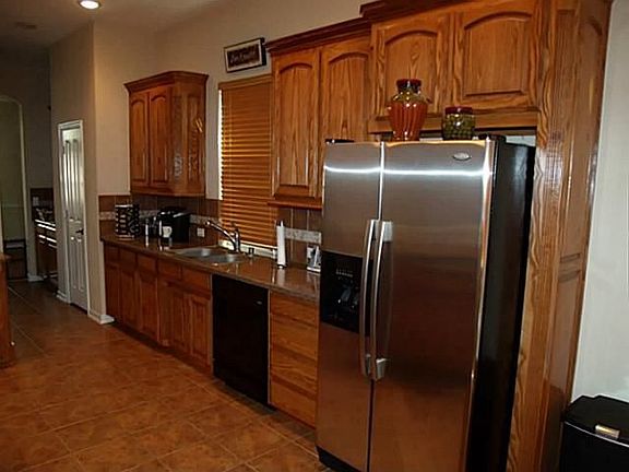 4th image of 2411 Grizzly Run Ln