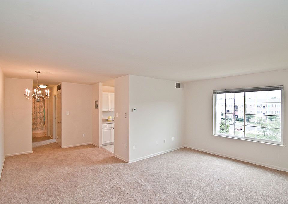 Dulles Glen 1265 Elden St Herndon VA Zillow