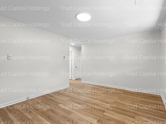 2nd image of 3021 Bon Air Ave